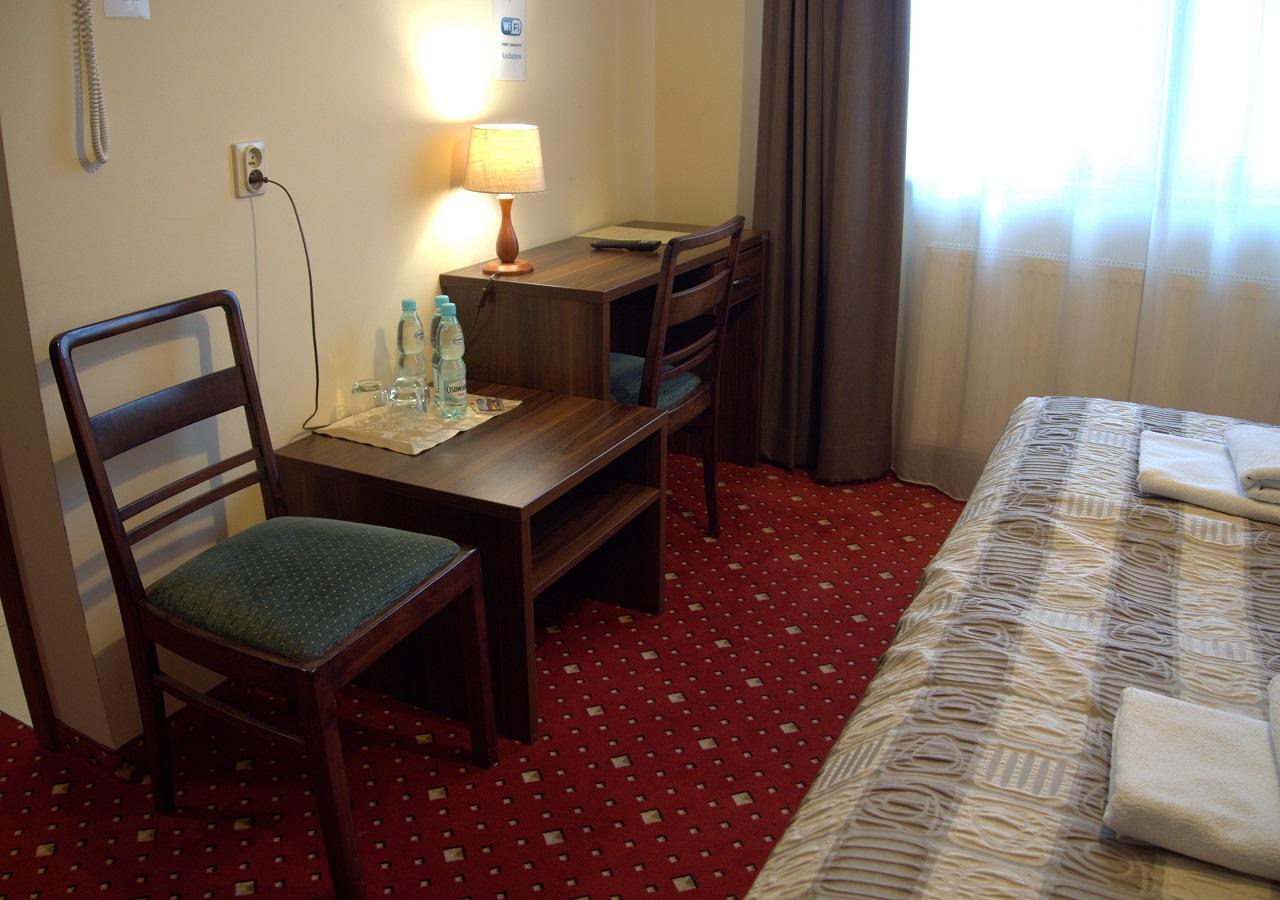 Hotel Kochanow Kochanow  Esterno foto