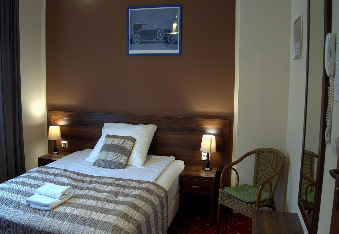 Hotel Kochanow Kochanow  Esterno foto