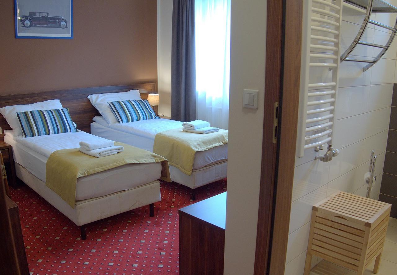 Hotel Kochanow Kochanow  Esterno foto